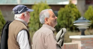 تجمع خیابانی بازنشستگان کارگری | فیش های حقوقی همه را شوکه کرده است