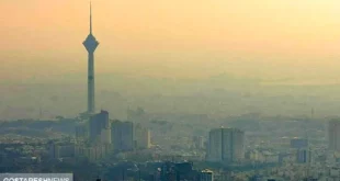 دانش آموزان زیر سایه دود مدرسه رفتند | تهران همچنان آلوده است