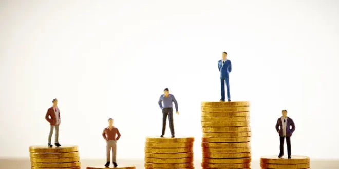 آغاز مذاکرات حداقل دستمزد ۱۴۰۴ در این تاریخ | کارگران ایران آماده باشند