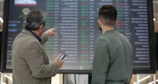 بورس در انتظار یک تلنگر بزرگ | سهامداران بخوانند