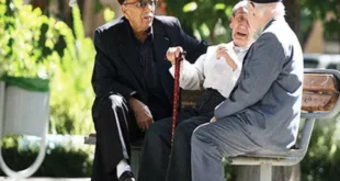 سکوت کارگران و بازنشستگان در برابر مشکلات