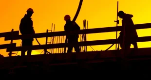 بحران خاموش جامعه کارگری ایران؛ حقوق کارگران ماه‌ها پرداخت نمی‌شود