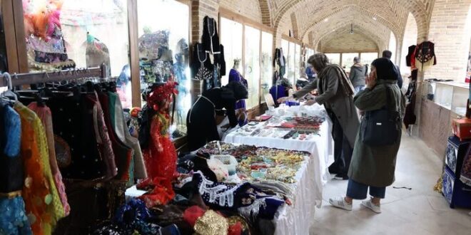 برپایی نمایشگاه و بازارچه صنایع دستی در سنندج ویژه شب یلدا