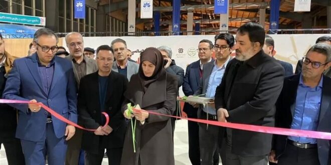 نمایشگاه صنایع غذایی، آرد و نان در زنجان گشایش یافت