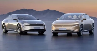 دو نسخه برای صنعت خودرو؛ رقابت‌گریزی ایرانی یا رقابت‌پذیری ژاپنی