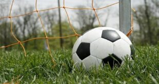 شوک بزرگ به جامعه ورزش / پدیده جوان فوتبال درگذشت