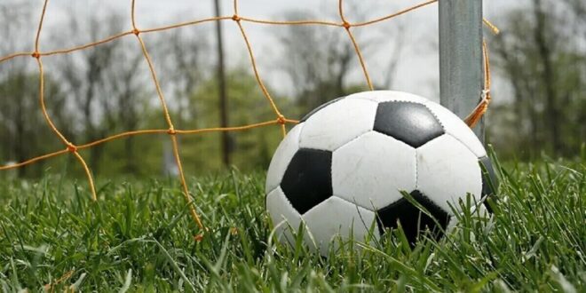 شوک بزرگ به جامعه ورزش / پدیده جوان فوتبال درگذشت