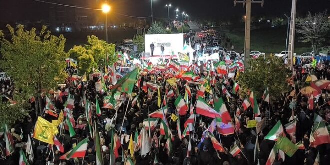 تا صبح پیروزی بخوان، الله اکبر