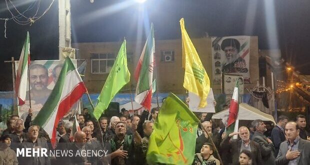 تجمع حماسی مردم اردستان در ایستگاه پنجاه و هشتم