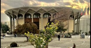 مراسم تکریم و معارفه مدیر کتابخانه تخصصی و اسناد هنرهای نمایشی برگزار شد/ اینجا نسخه‌های حیرت‌انگیزی نگهداری می‌شود