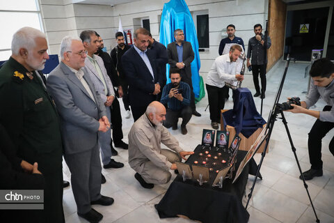 نمایشگاه عکس «ایستاده در غبار» در خوزستان گشایش یافت نمایشگاه عکس «ایستاده در غبار» در خوزستان گشایش یافت