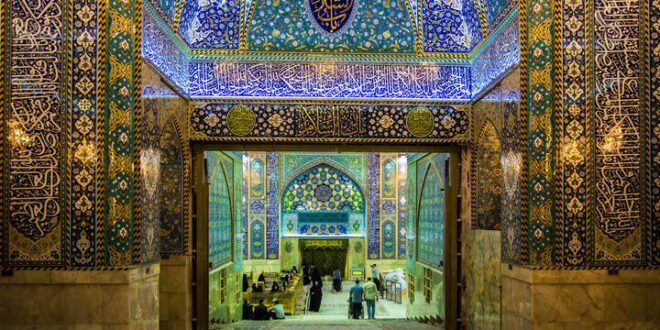 آغاز پویش ملی هدیه یک کاشی از حرم امام حسین(ع) به رهبر شهید آغاز پویش ملی هدیه یک کاشی از حرم امام حسین(ع) به رهبر شهید