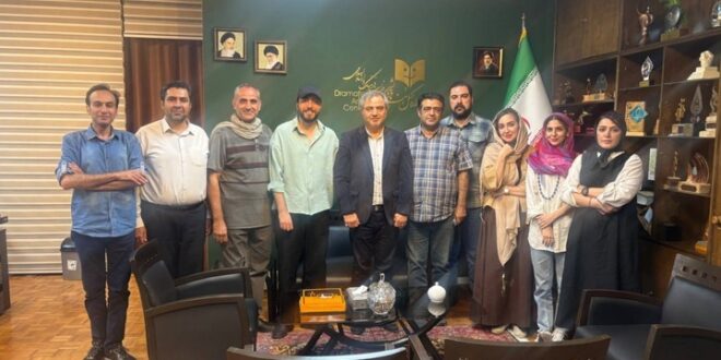 دیدار اعضای انجمن مدرسان با مدیرکل هنرهای نمایشی/ استقبال مدیریت فرهنگی از طرح‌های جدید تئاتری