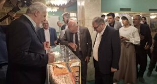 ۱۳۰ اثر هنری و تاریخی در دومین حراج صنایع دستی اصفهان عرضه شد